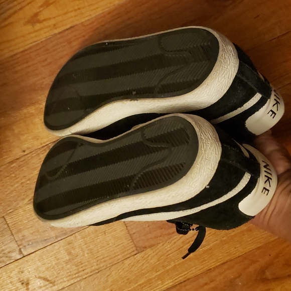 Nike sneakers - Picture 7 of 8